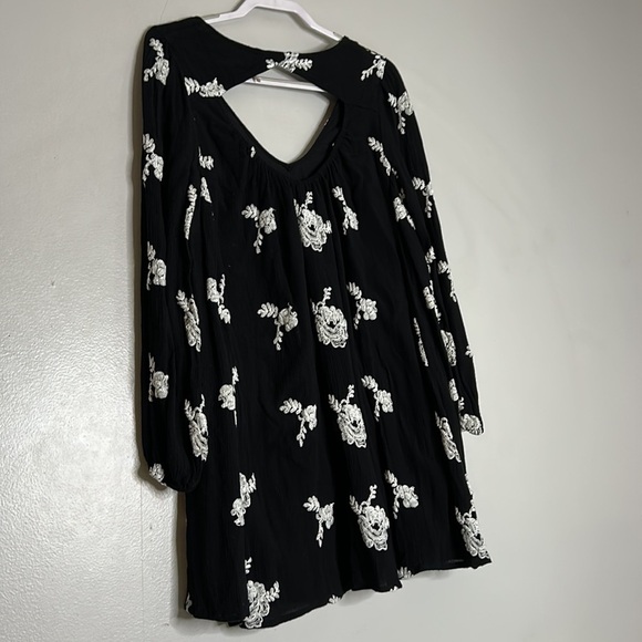 Free People Embroidered Austin Mini long sleeve Dress Small xs oversized - Picture 4 of 7